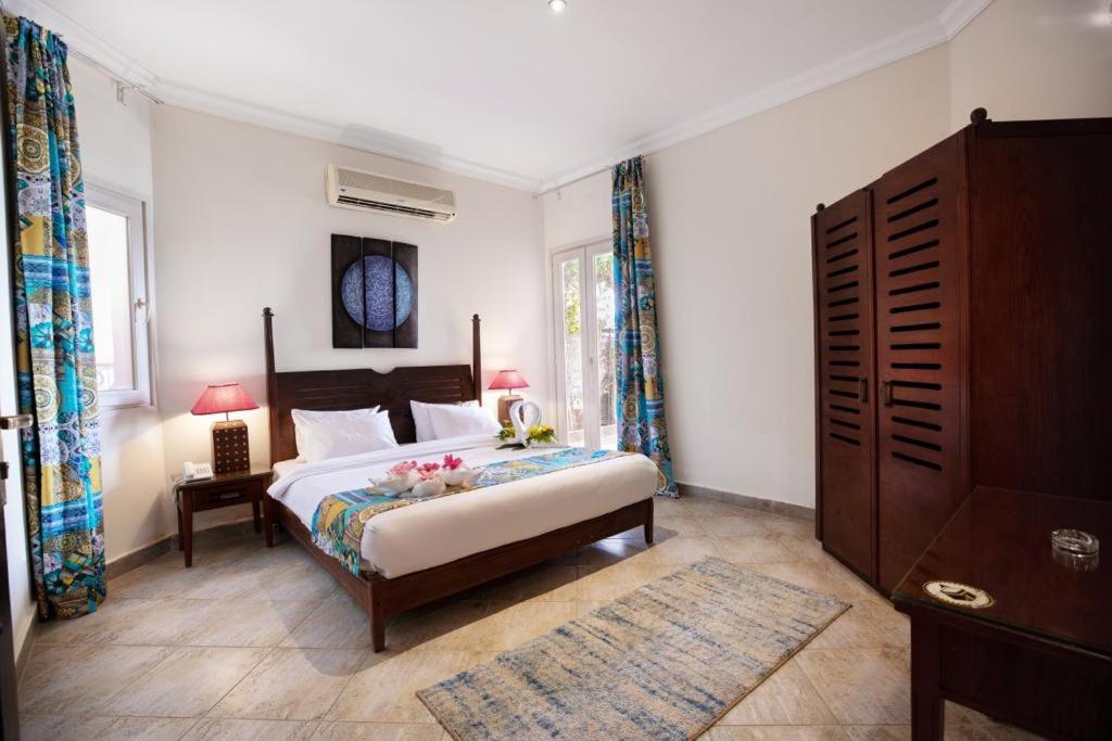 Lake Suite - Photo 7