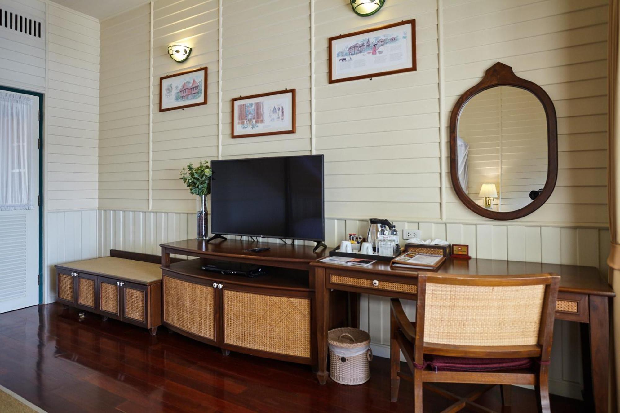Deluxe Twin Room - Photo 6