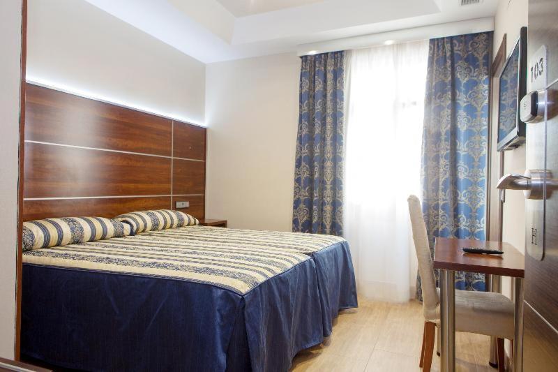 Twin Room photo 2