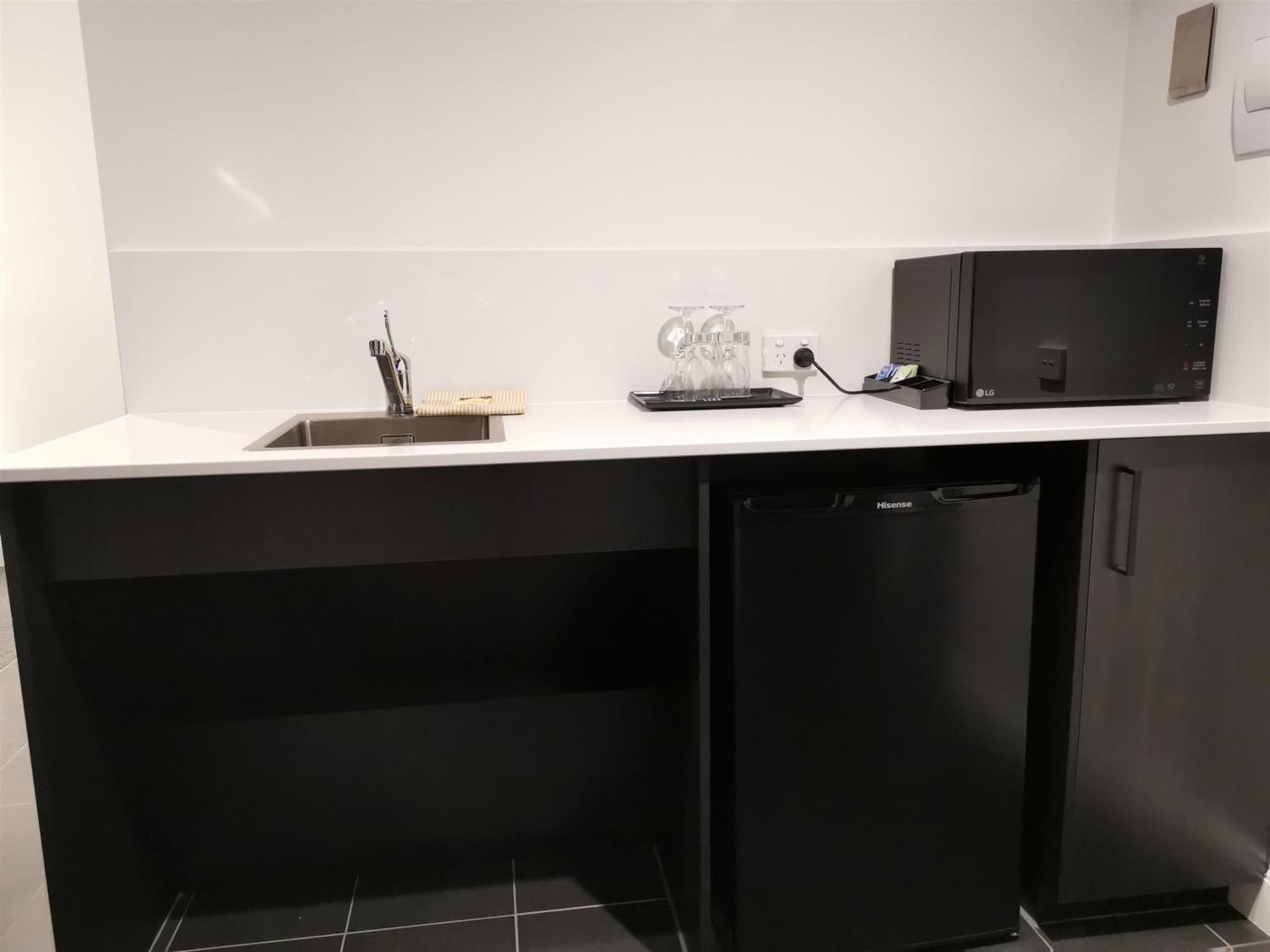 Double or Twin Room - Disability Access (Ground Floor) - Photo 5