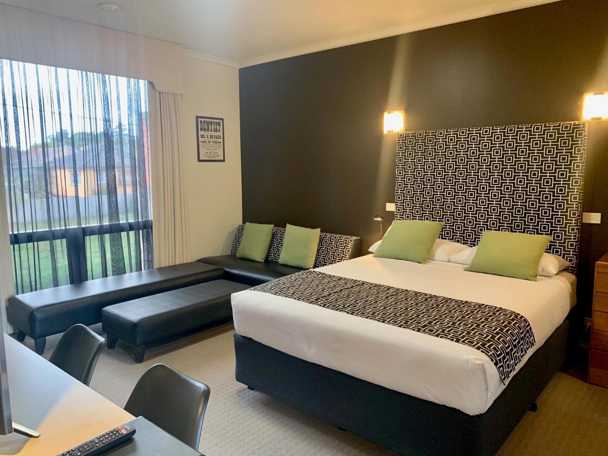 Two-Bedroom Suite photo 2