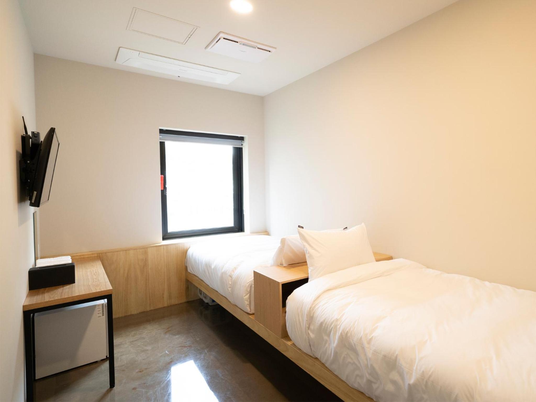Standard Twin Room - Photo 1