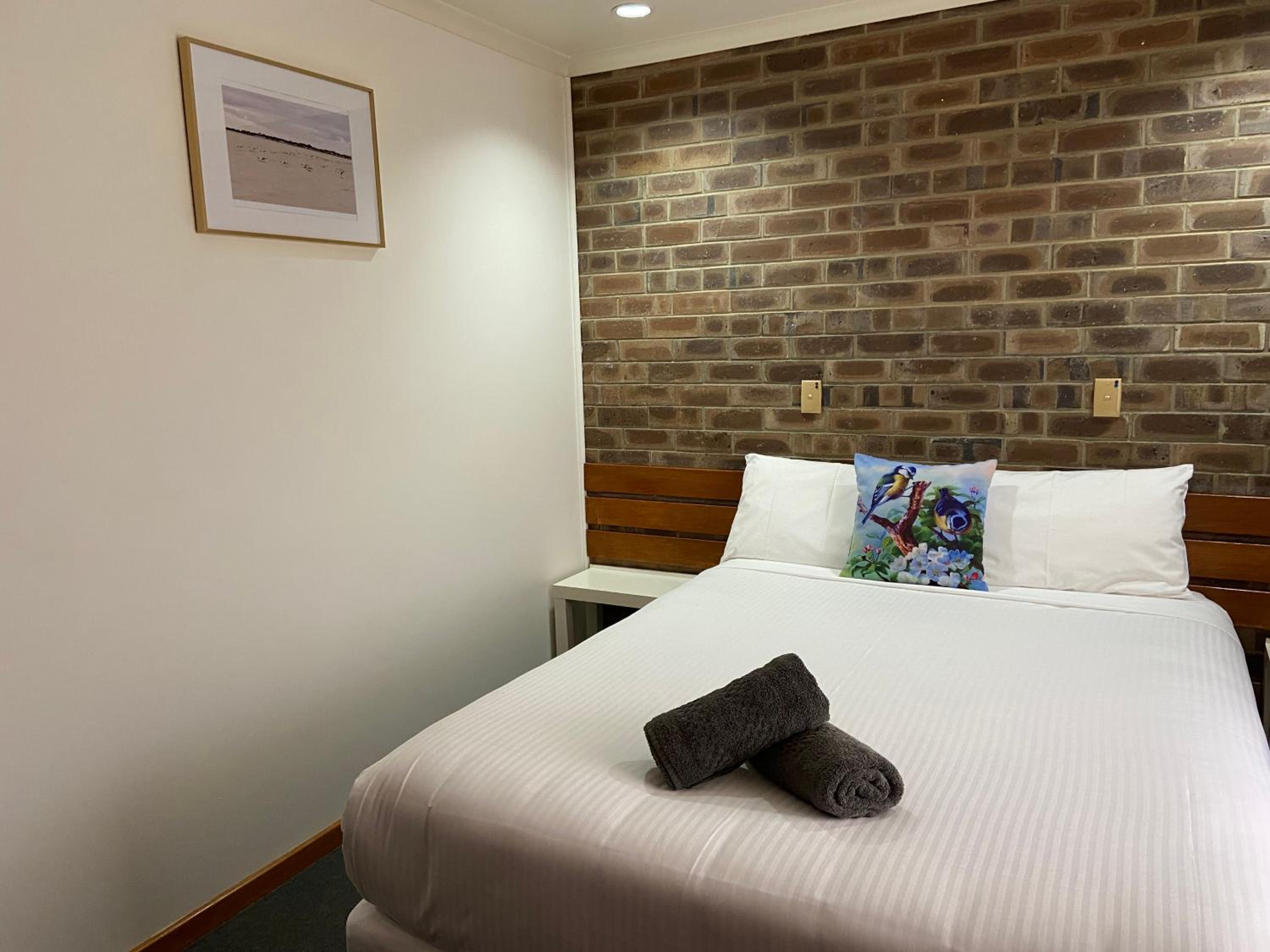 Queen Room - Photo 1