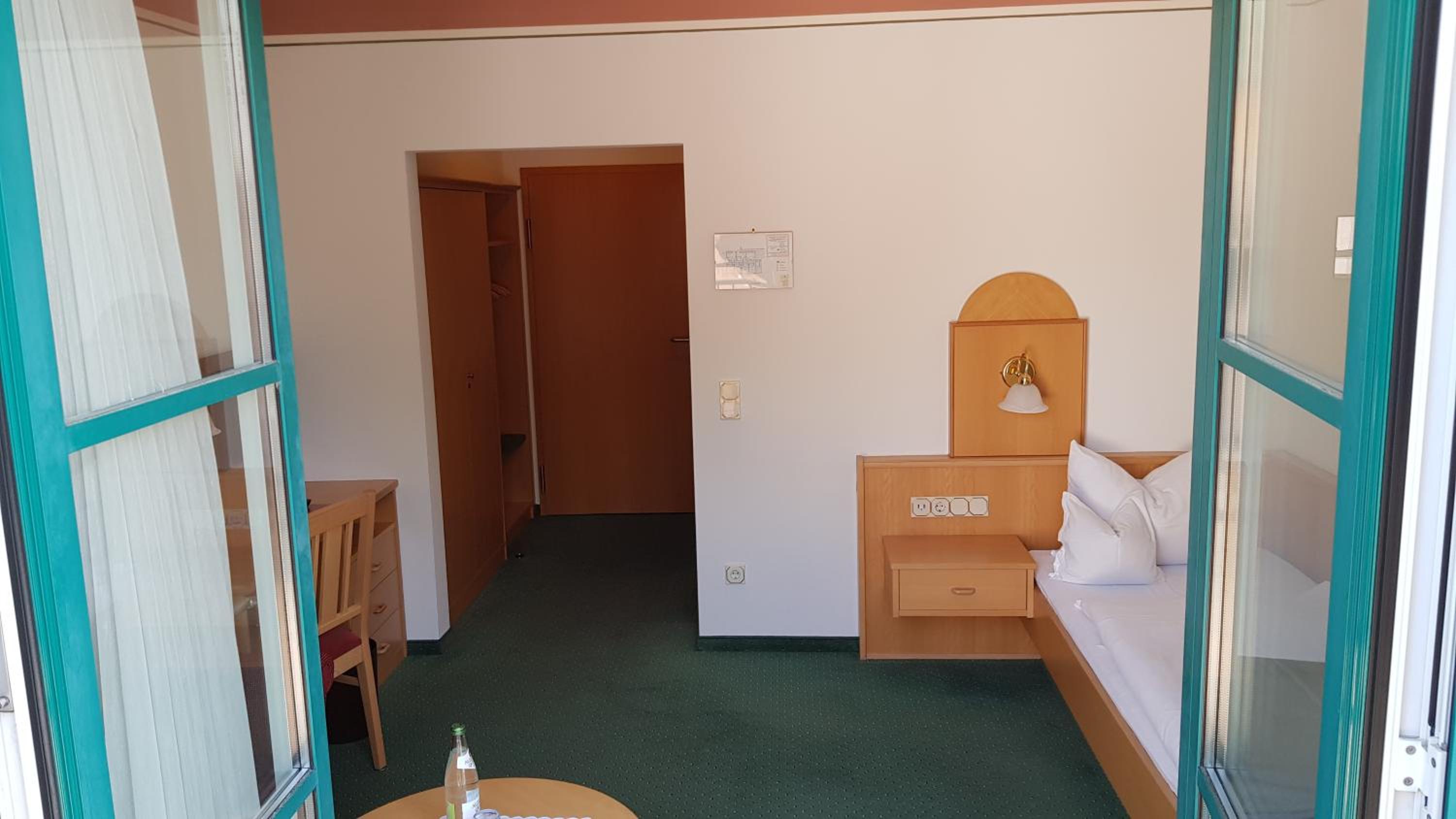 Standard Single Room photo 3