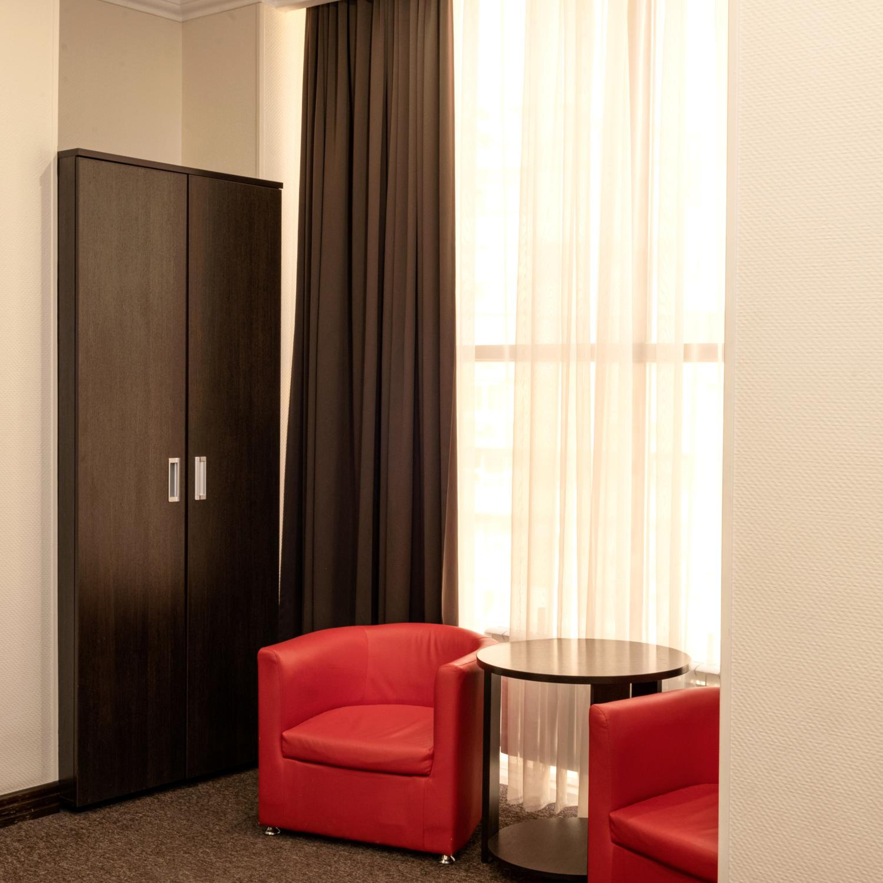 Standard Double or Twin Room photo 2