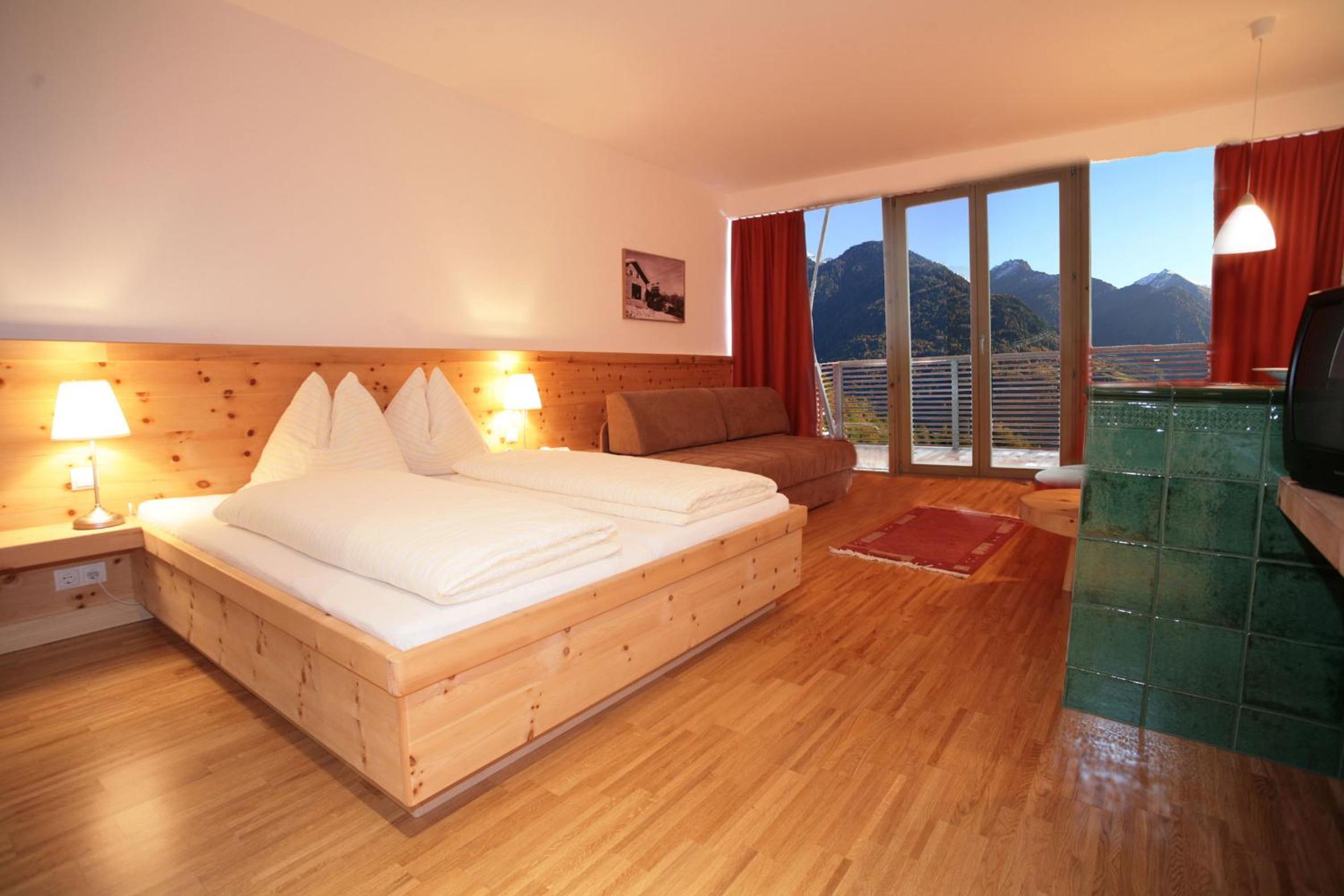 Deluxe Double Room - Photo 1