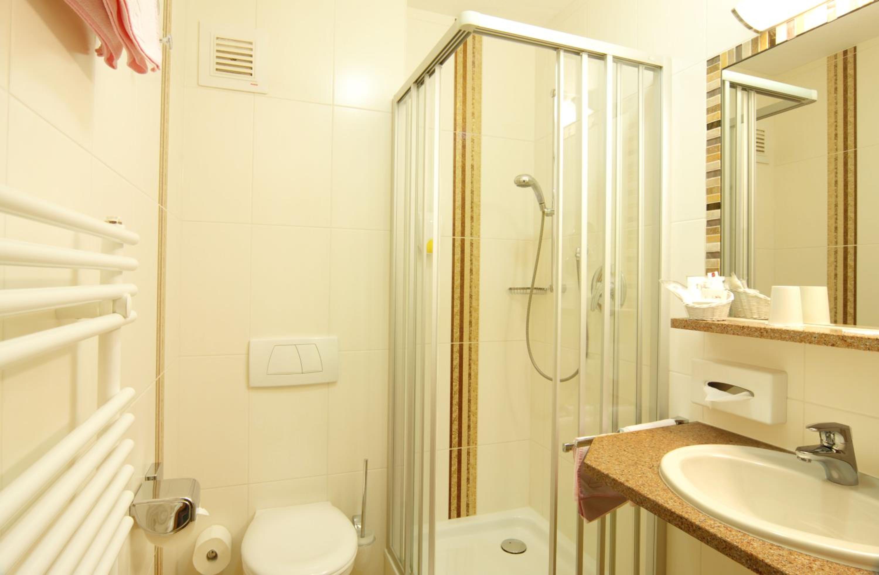 Single Room photo 3