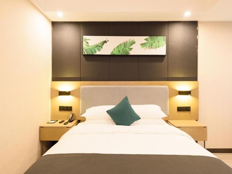 Budget Double Room photo 1