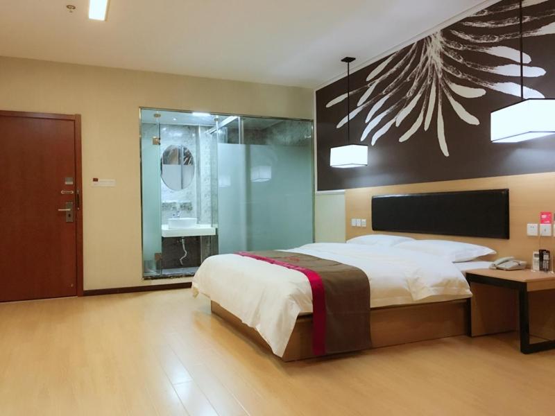 Charm Double Room photo 2