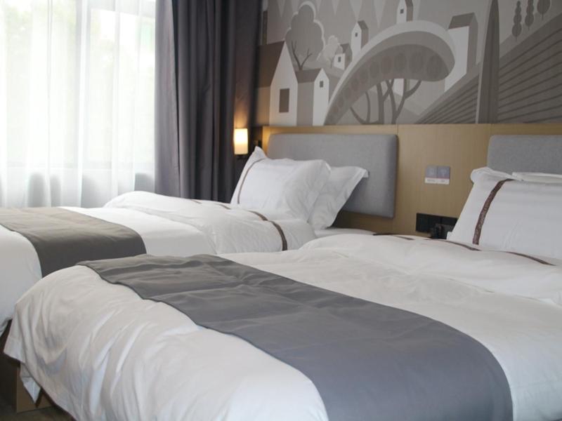 Superior Twin Room photo 3