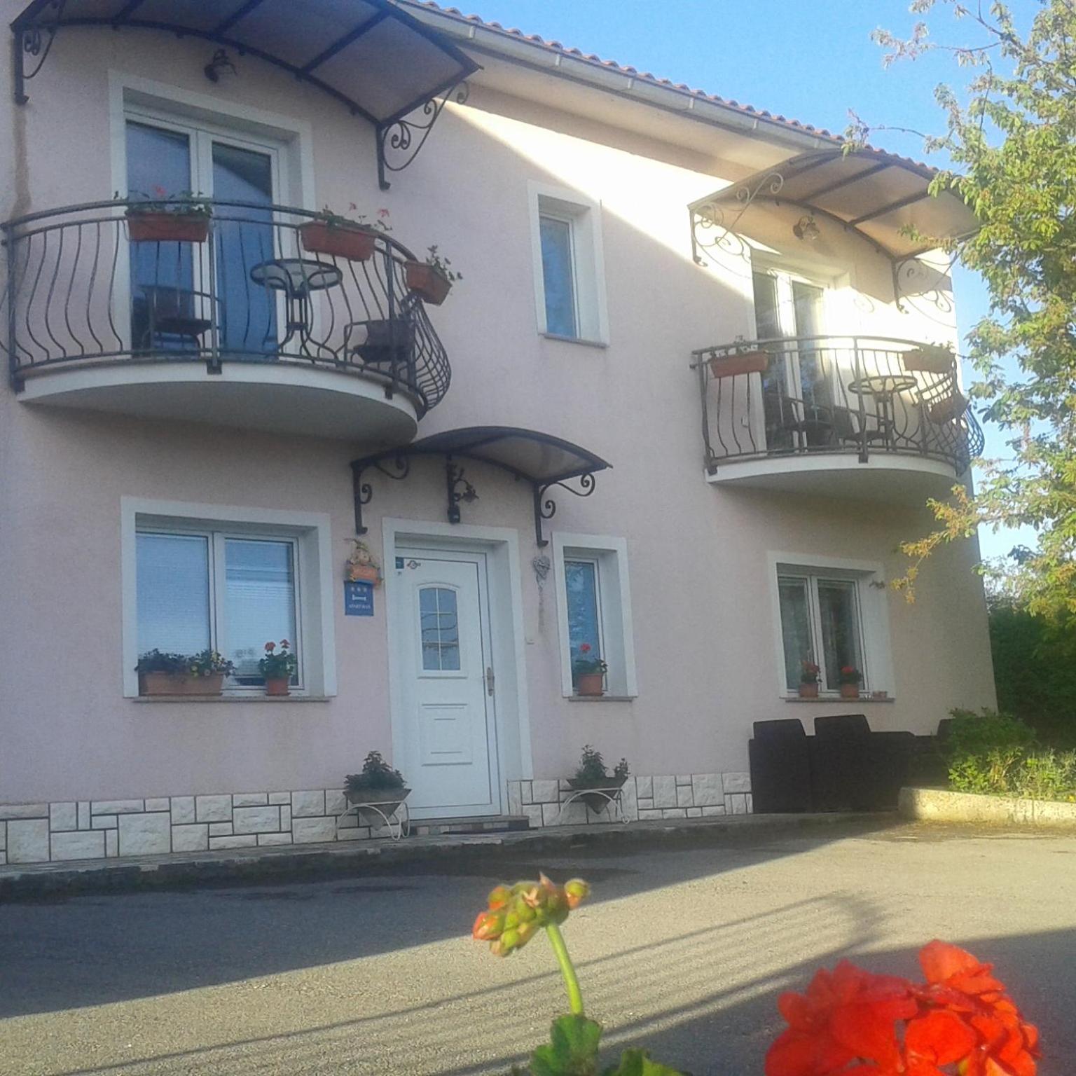 Two-Bedroom Apartment with Terrace - Photo 18