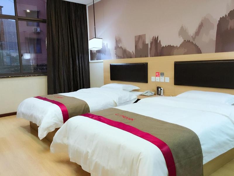 Superior Twin Room photo 2