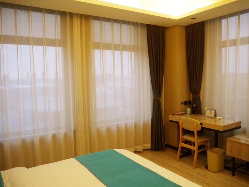 Double Room With View
