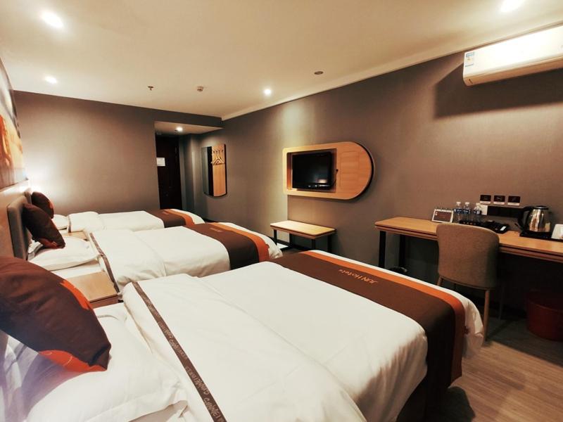 Superior Twin Room photo 3