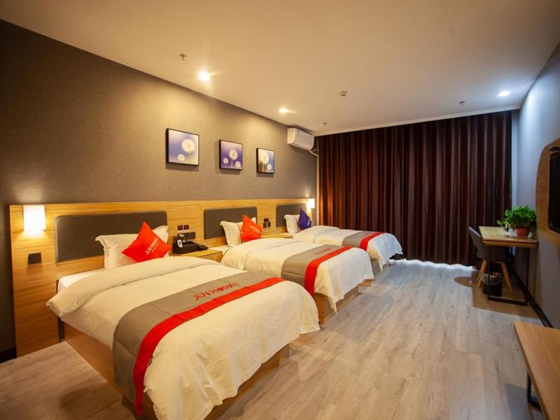 Classic Triple Room photo 1