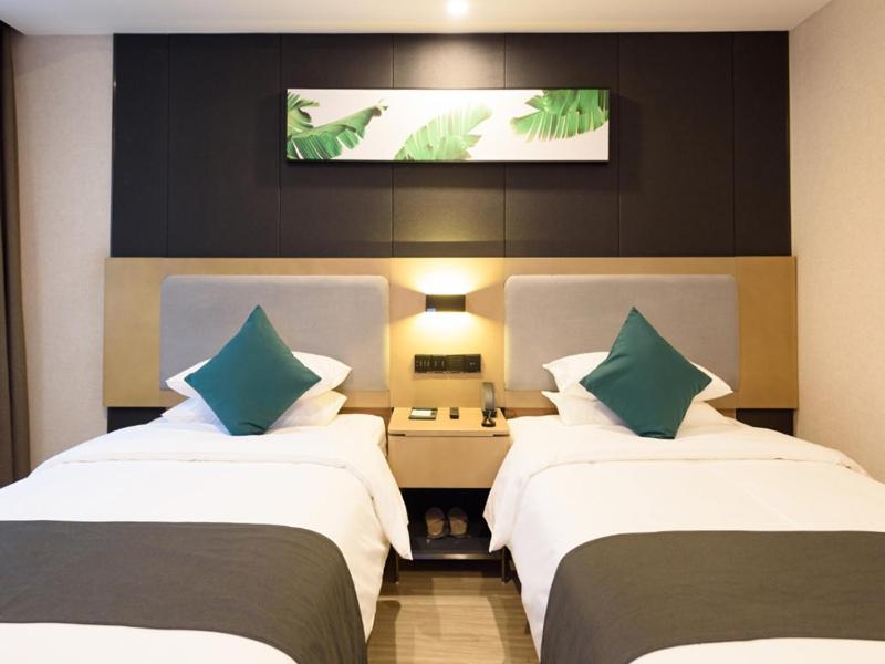 Standard Twin Room photo 1