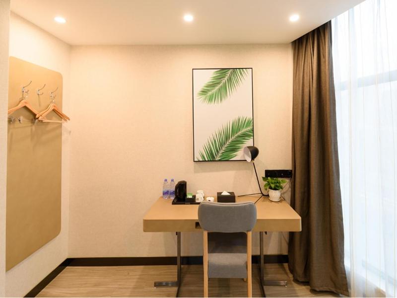 Budget Double Room photo 2