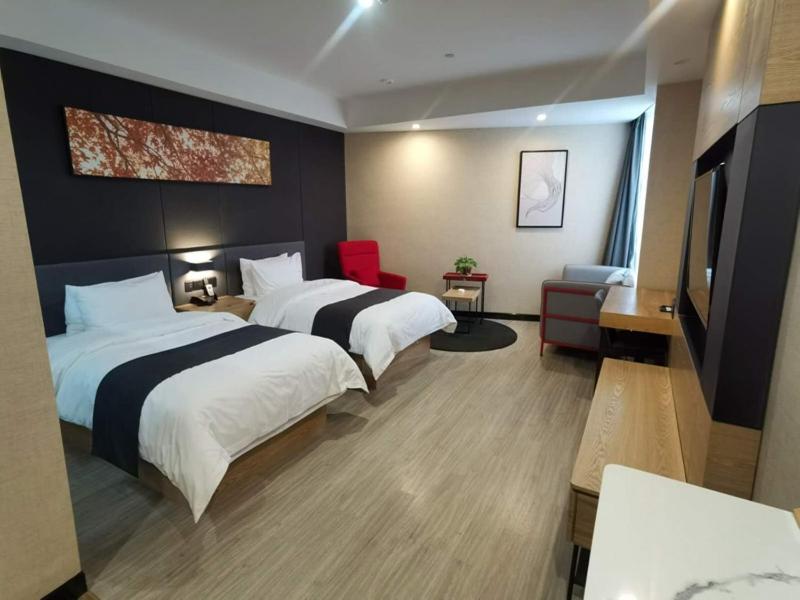 Standard Twin Room - Photo 2