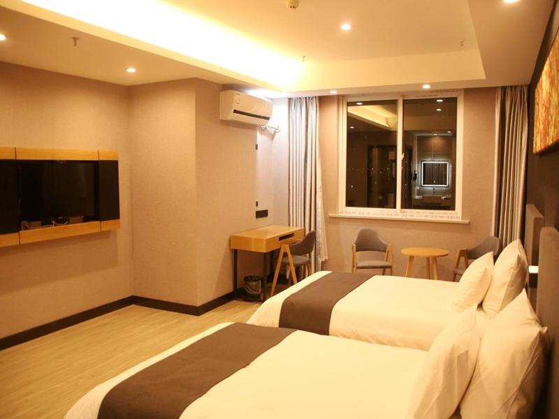 Standard Twin Room - Photo 1