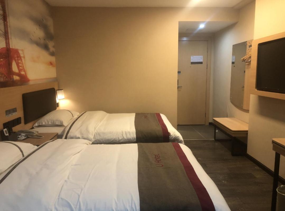 Classic Twin Room
