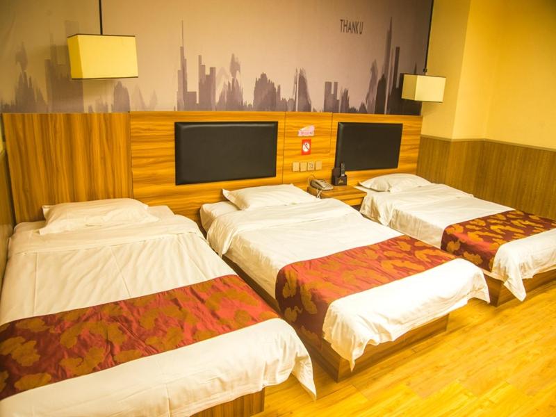 Deluxe Triple Room photo 1