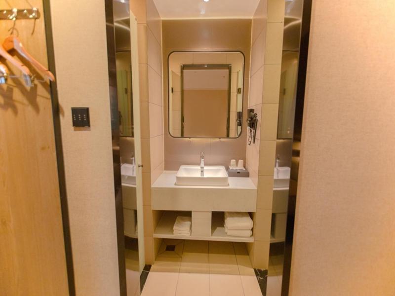 Business Triple Room photo 1