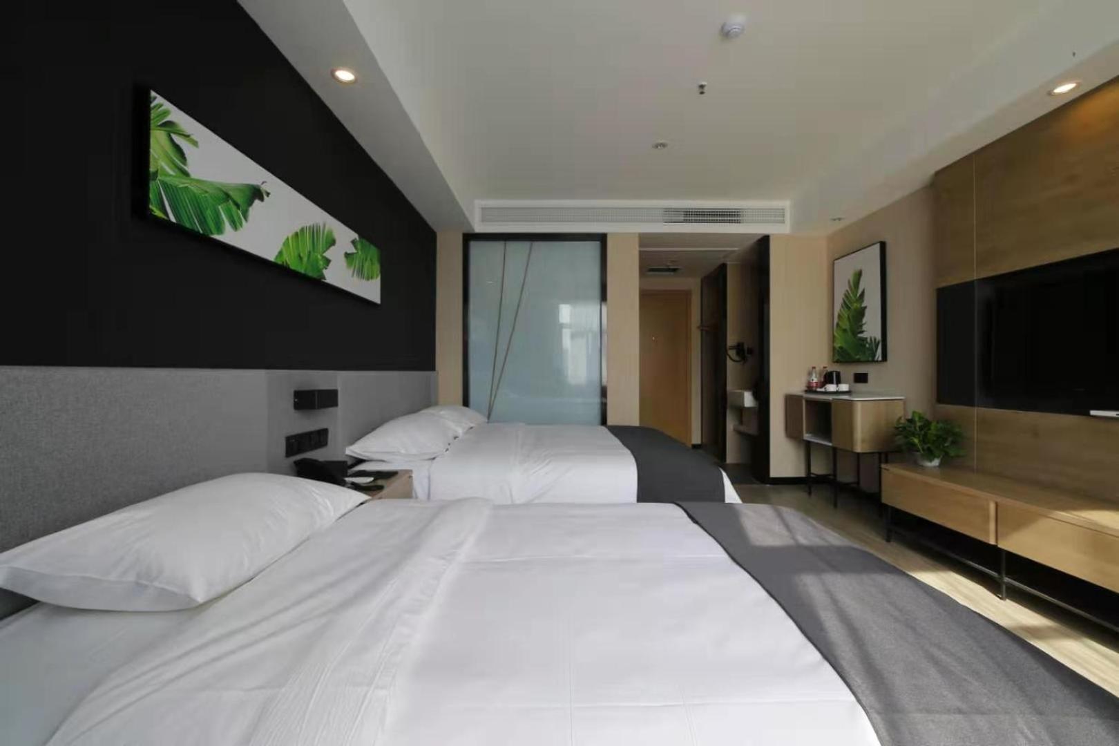 Superior Twin Room photo 2