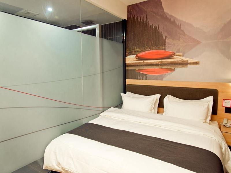 Standard Double Room photo 2