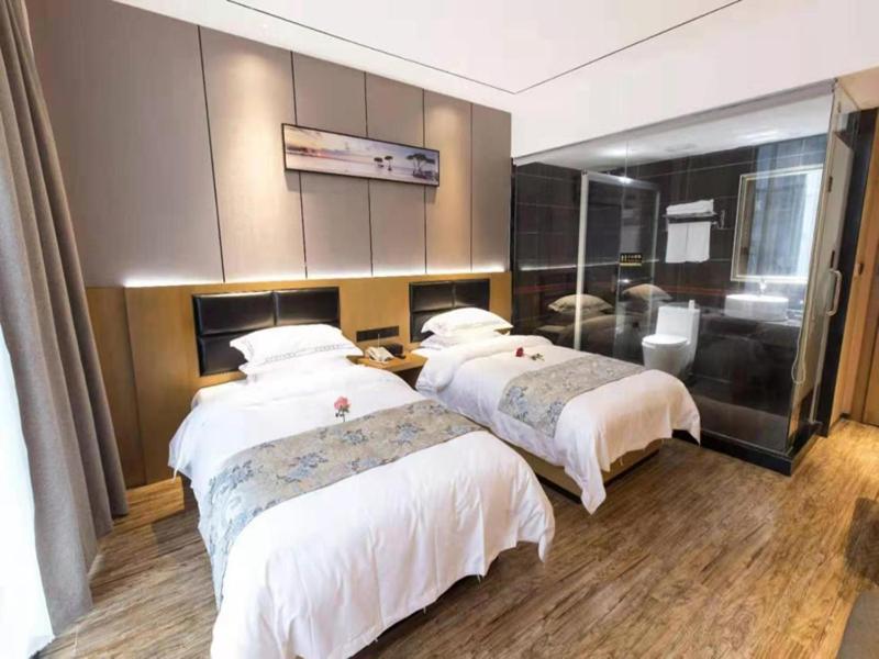 Standard Twin Room photo 2