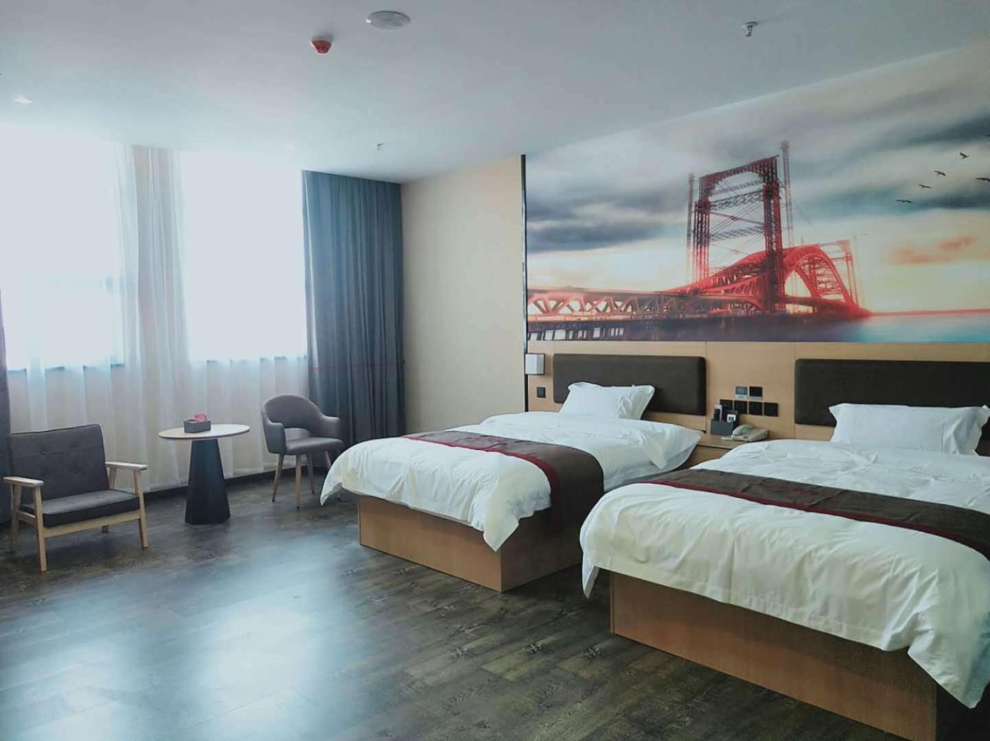 Standard Twin Room - Photo 5