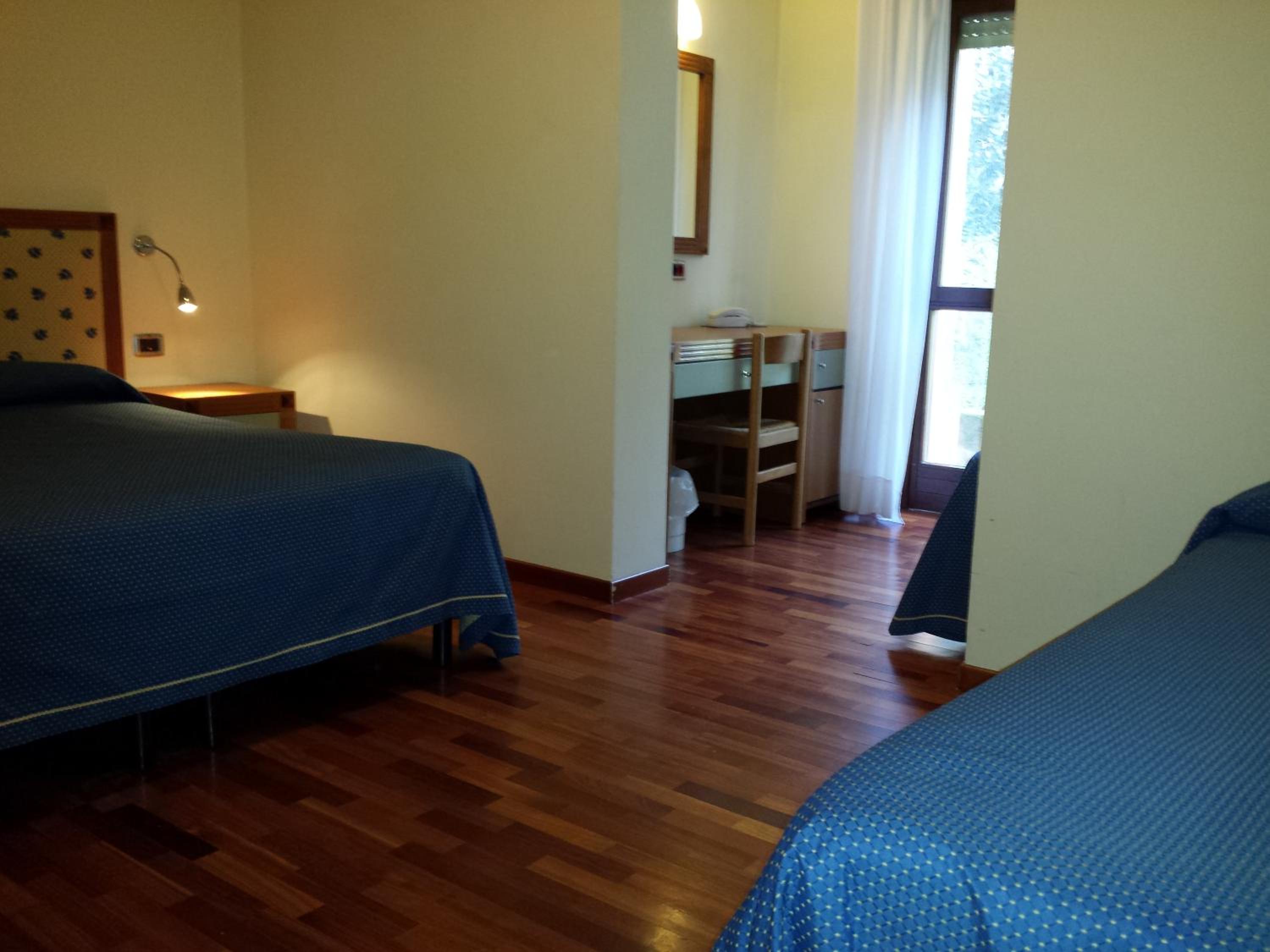 Triple Room - Photo 5
