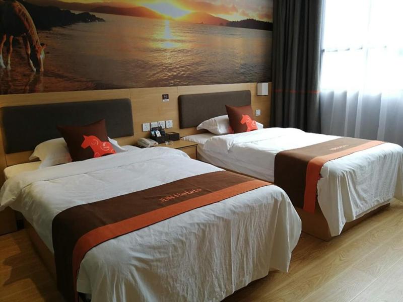 Deluxe Twin Room photo 2