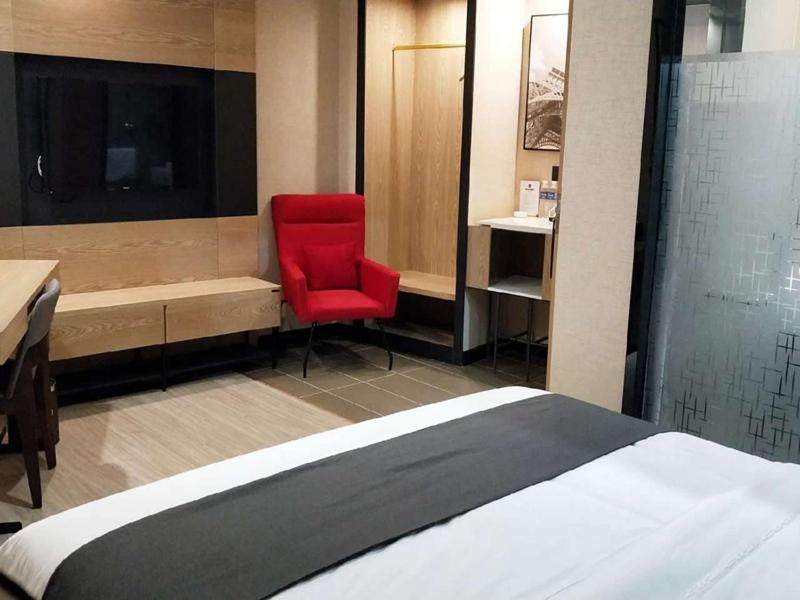 Standard Twin Room - Photo 4