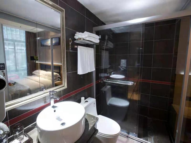 Standard Double Room photo 3