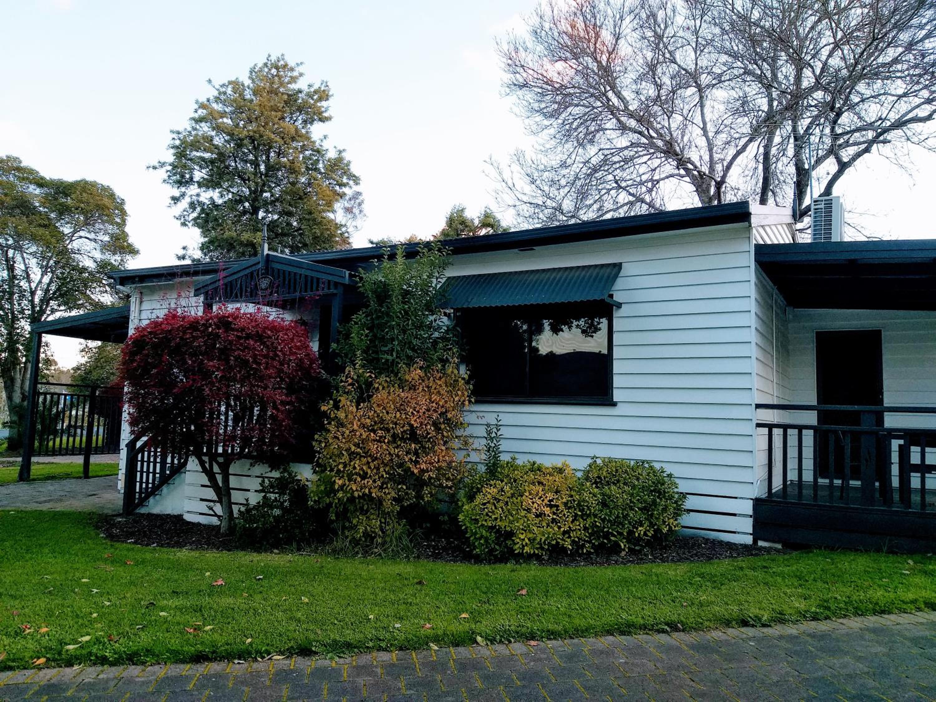 Two-Bedroom Cottage - Photo 3