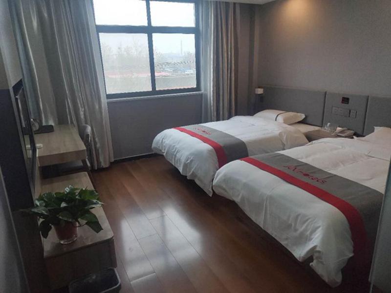 Business Twin Room photo 3