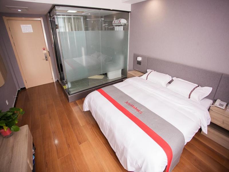 Business Double Room photo 3