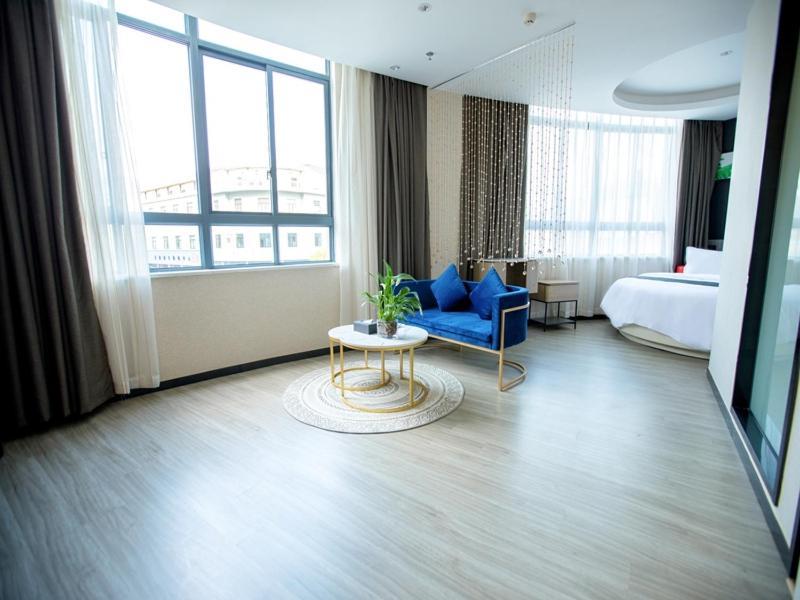 Executive Suite photo 1