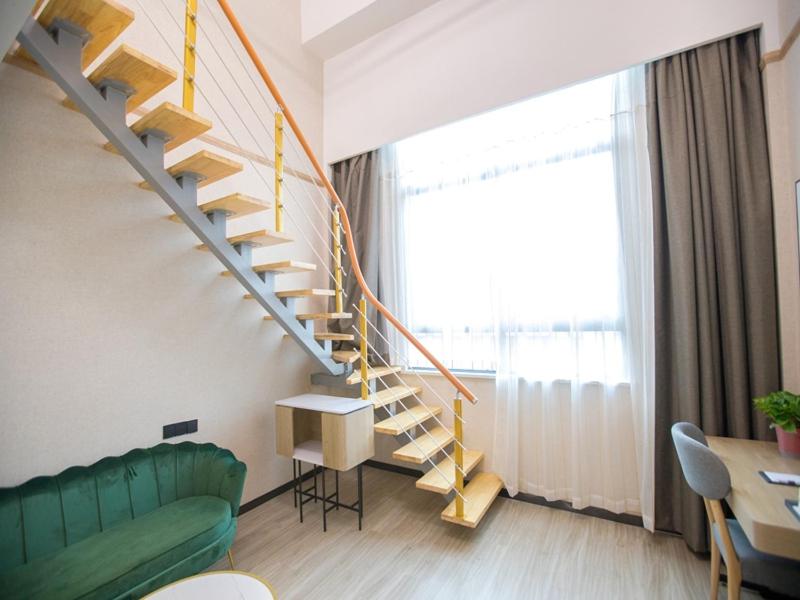 Selected Twin Room With Loft Style  photo 1