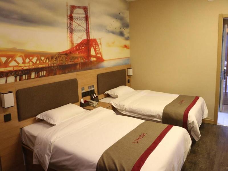 Business Twin Room photo 1