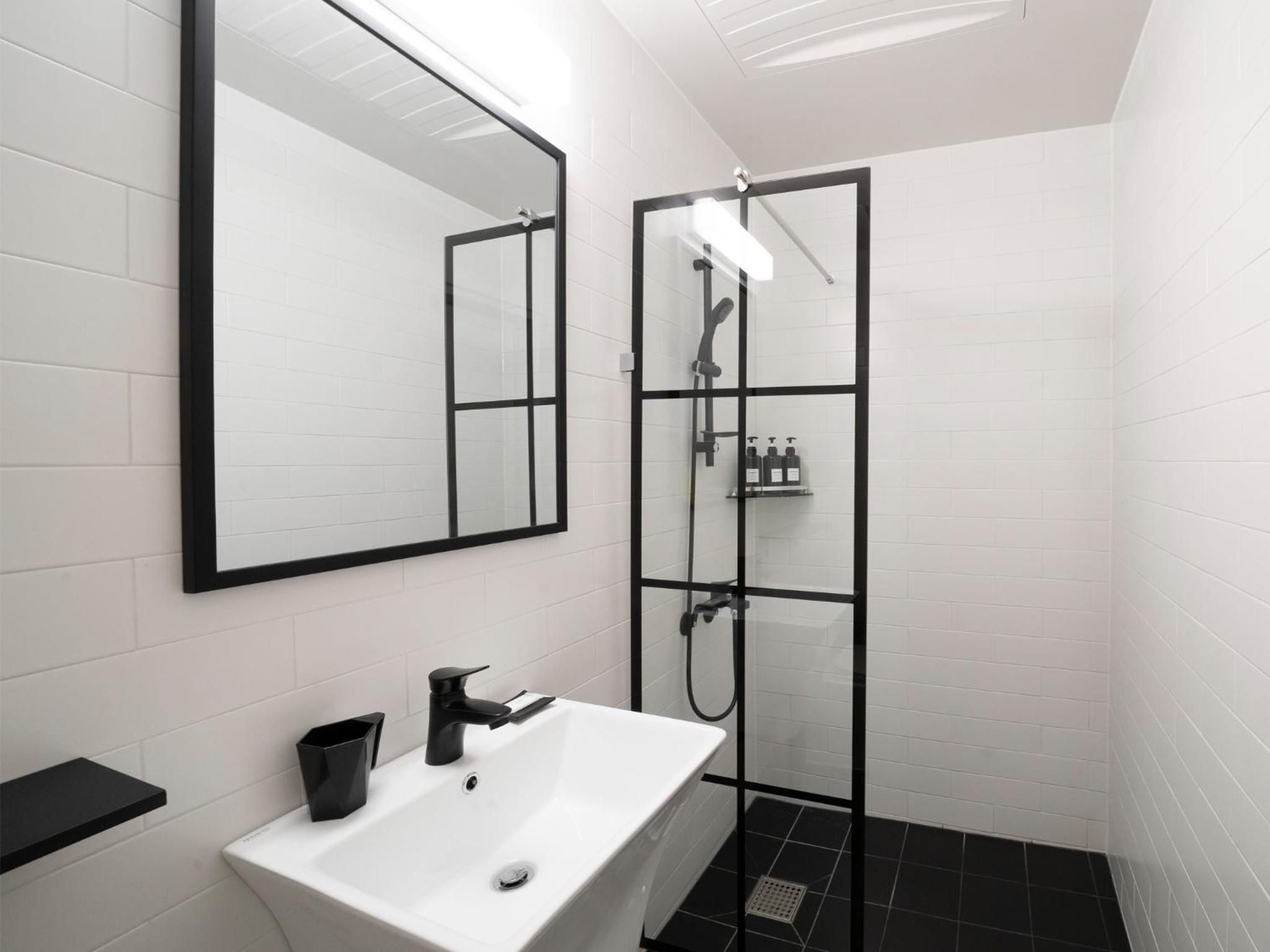 Single Room - Photo 5