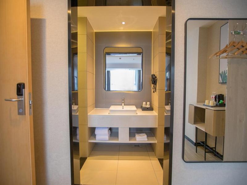 Business Triple Room photo 2