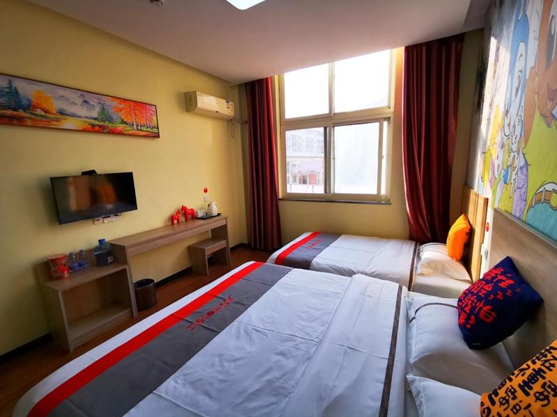 Economy Twin Room