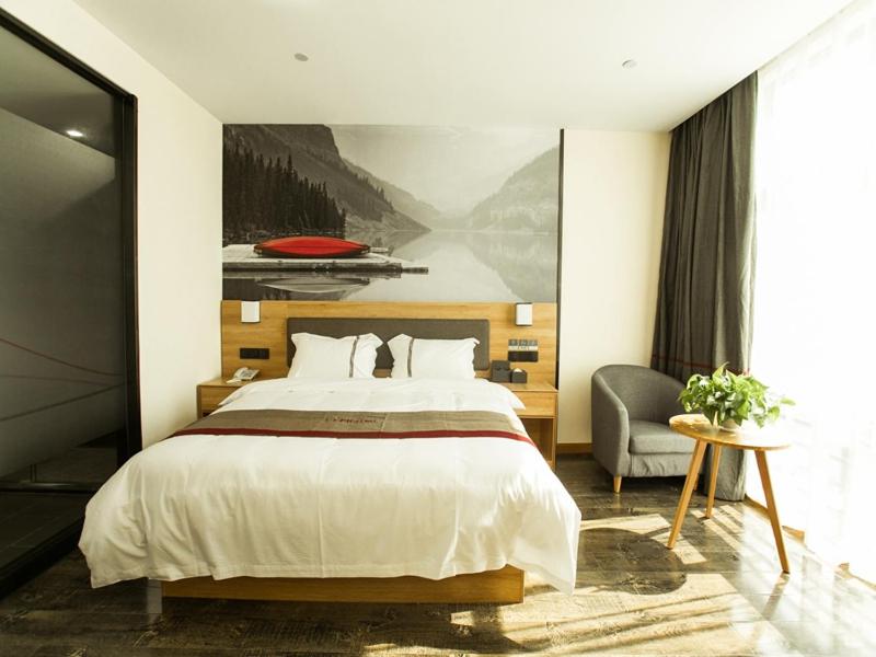 Deluxe Double Room photo 3