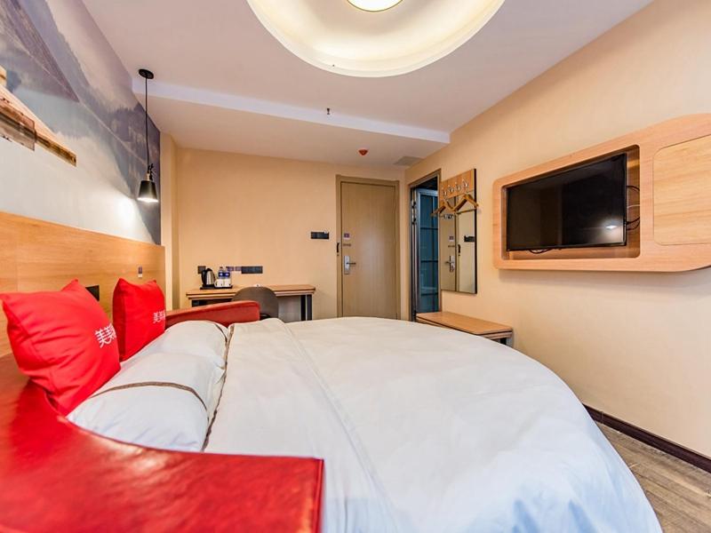 Charm Double Room photo 2