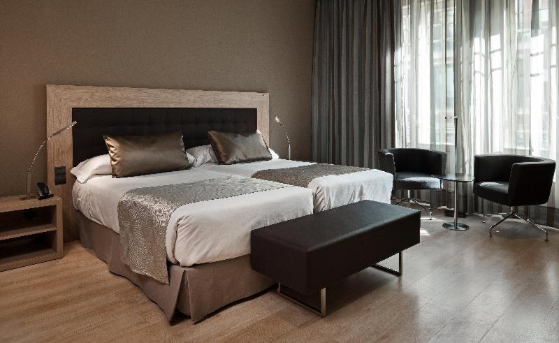 Habitación #26609337