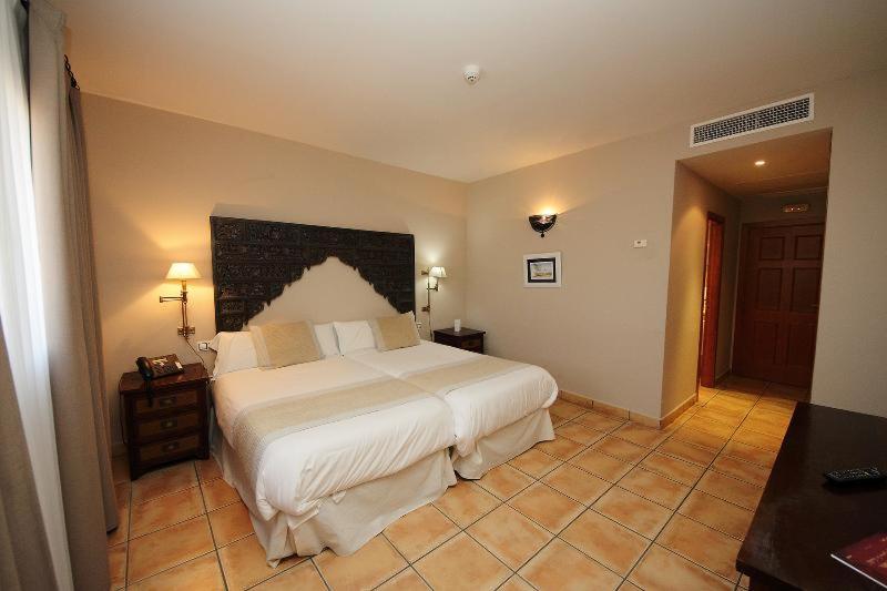 Habitación #36261616