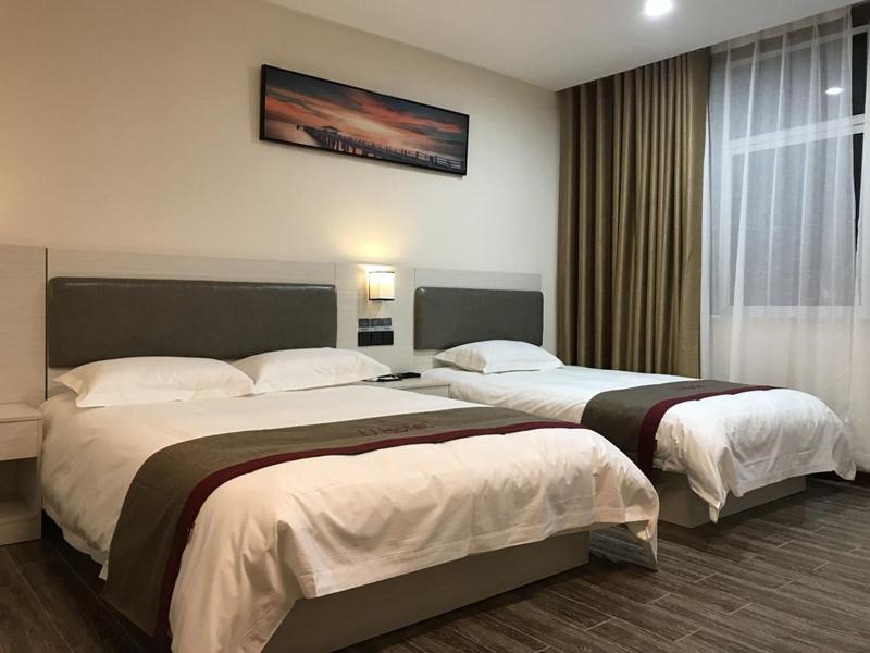 Business Twin Room photo 1