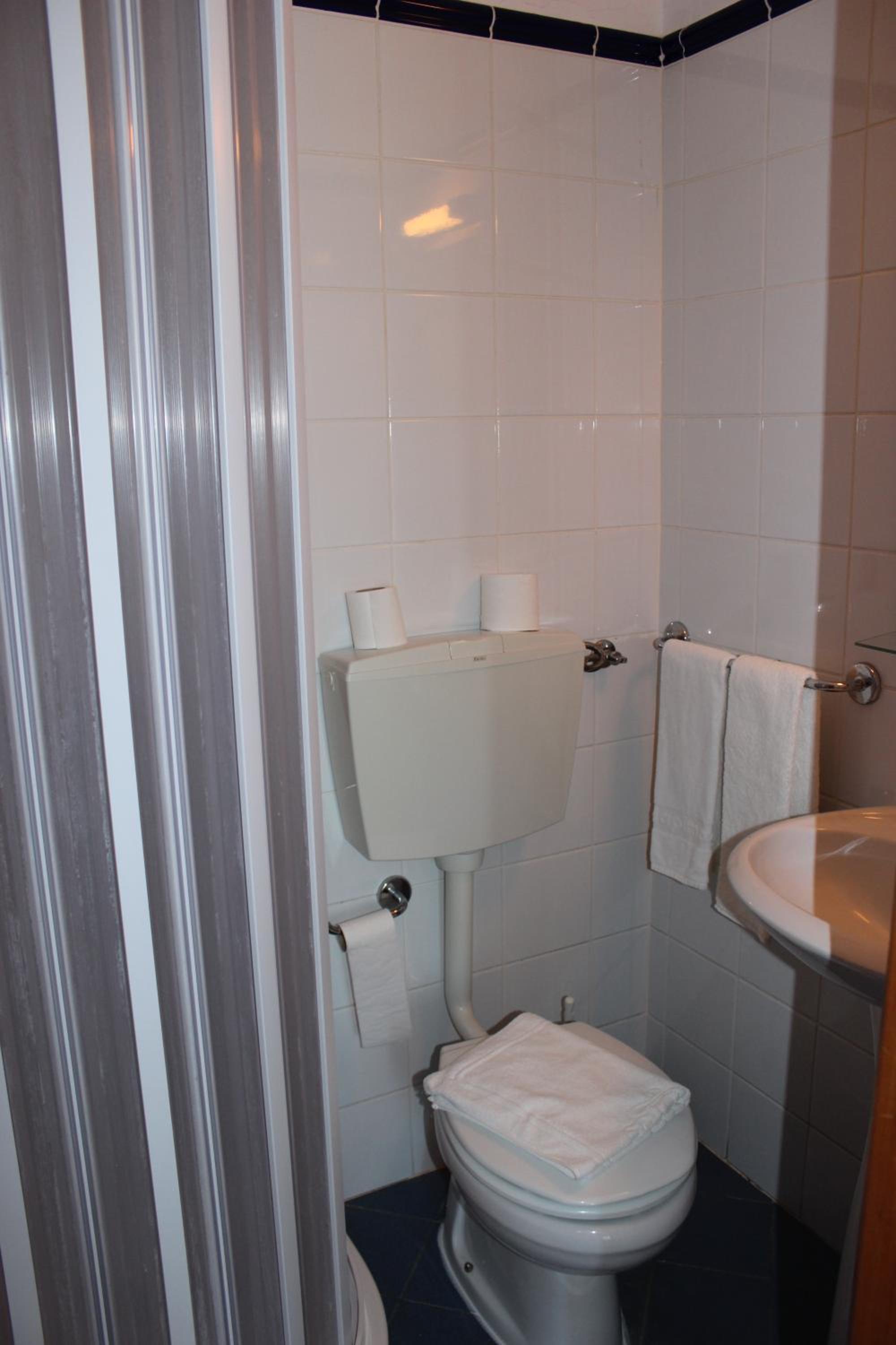 Triple Room - Photo 3