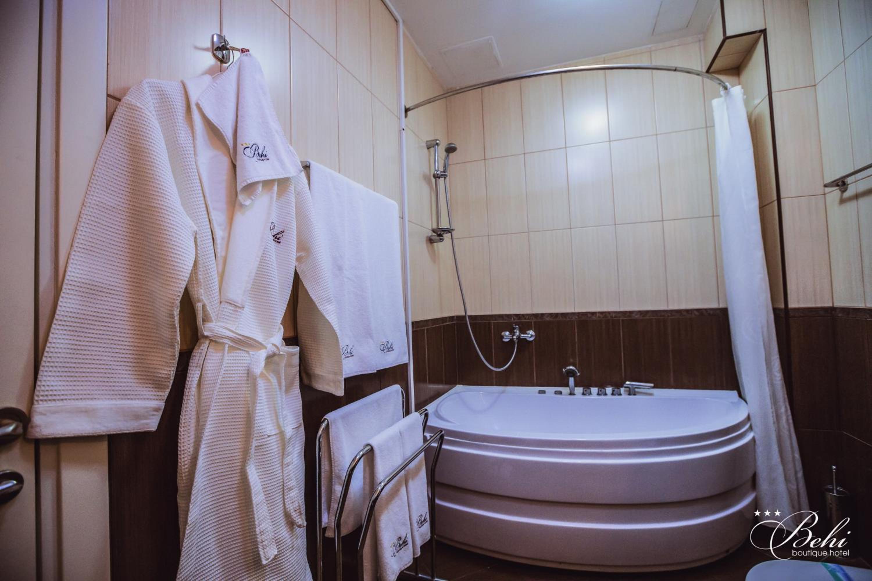 Junior Suite (4 Adults) - Photo 6